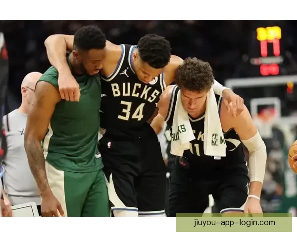 雄鹿有意通过交易字母哥得到埃奇库姆或莫布利作为新基石球员